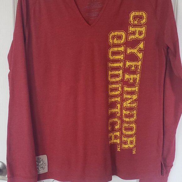 WIZARDING WORLD OF Harry Potter Gryffindor Quidditch V-Neck Hooded Shirt Sz M - Picture 1 of 3